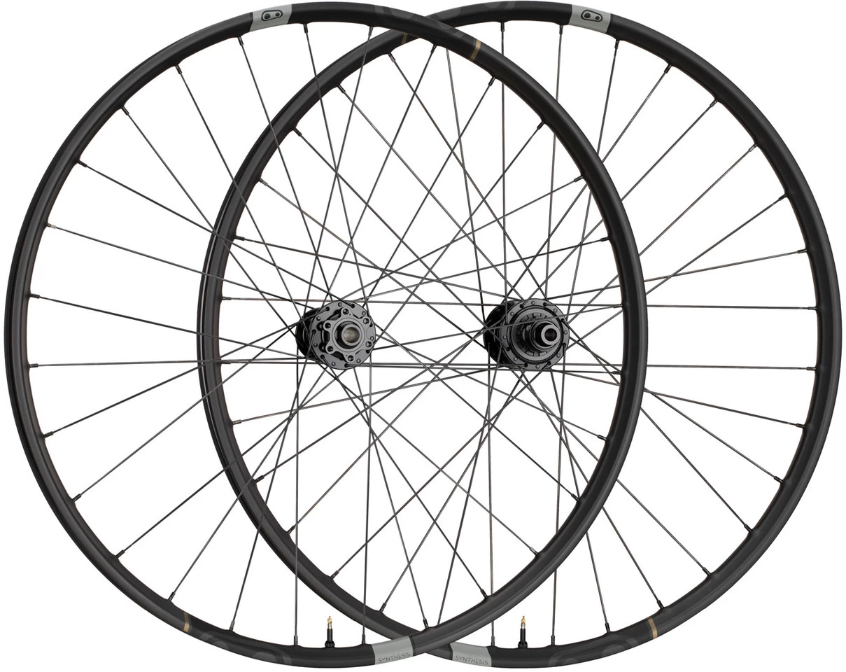 Crankbrothers Synthesis Enduro 11 I9 Carbon Disc 6-bolt 29" Boost Wheelset 3 Crankbrothers Synthesis Enduro 11 I9 Carbon Disc 6-bolt 29" Boost Wheelset