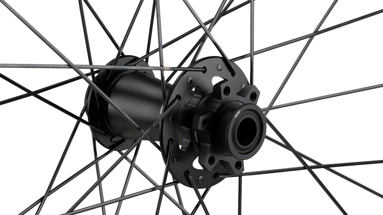 ZIPP 3ZERO MOTO ZM2 Carbon Disc 6-Bolt Boost 29" Wheelset 5 ZIPP 3ZERO MOTO ZM2 Carbon Disc 6-Bolt Boost 29" Wheelset - Image 3