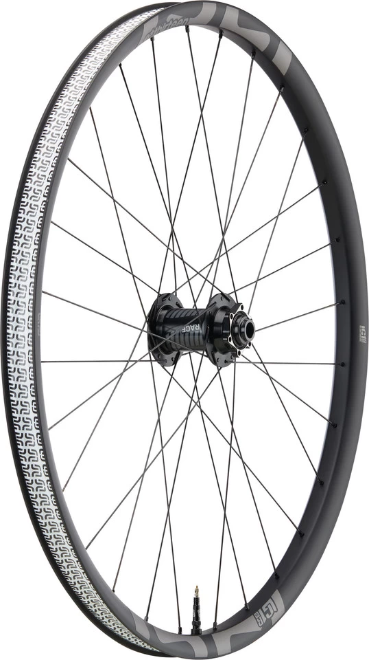 E-thirteen LG1 Race Carbon Enduro Boost 29" Wheelset 4 E-thirteen LG1 Race Carbon Enduro Boost 29" Wheelset - Image 2