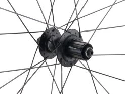 ZIPP 303 Firecrest® Carbon Tubeless Wheelset 13 ZIPP 303 Firecrest® Carbon Tubeless Wheelset -Bike Sale Shop 475448